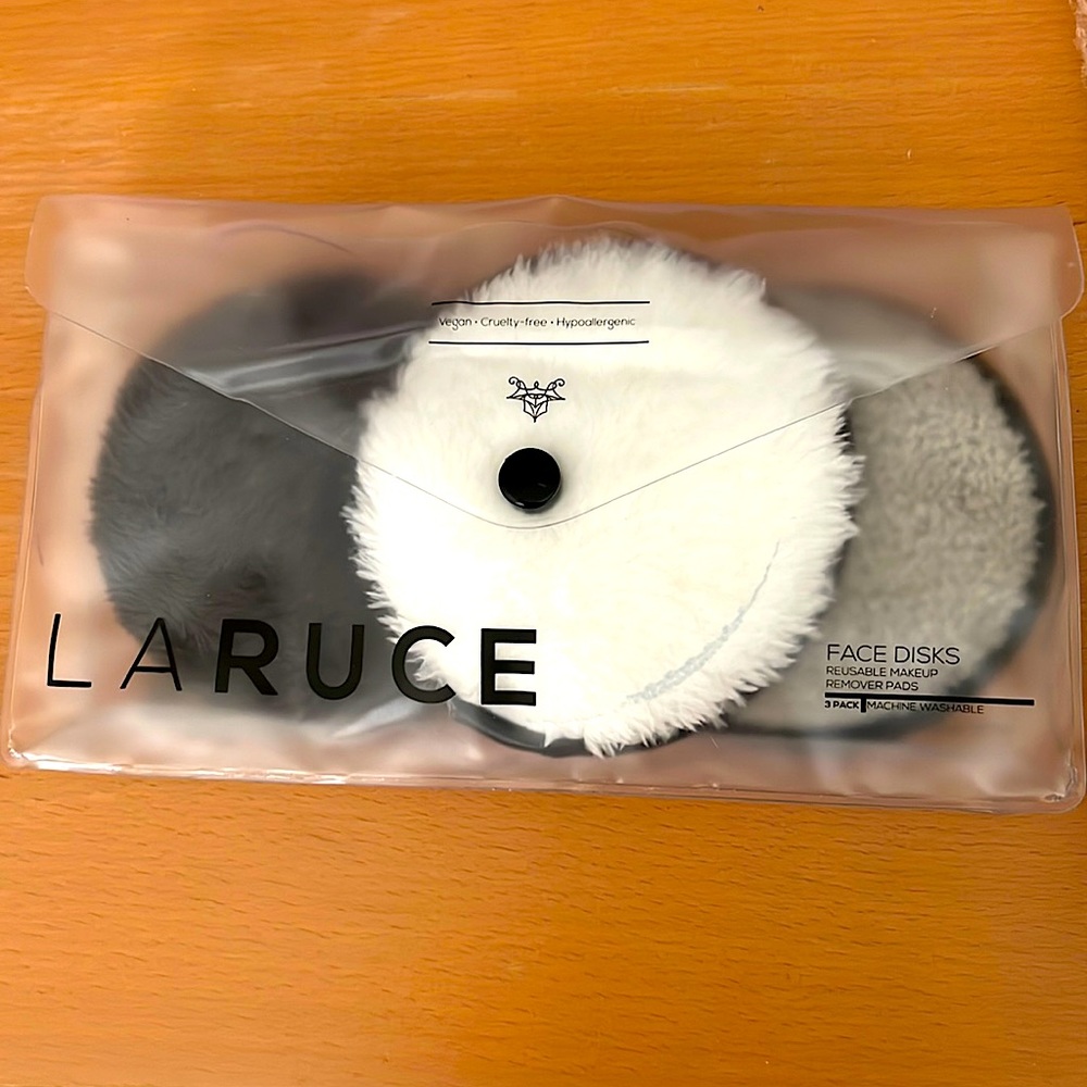 ❤️‍🔥LARUCE ❤️‍🔥FACE DISK CLEANSER WIPES (new)🔥